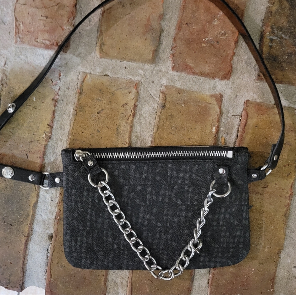 Michael Kors fanny purse